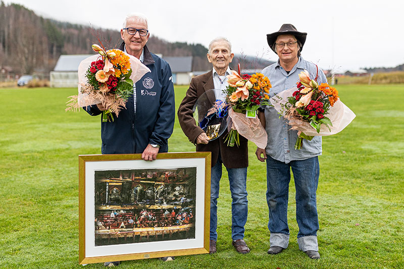 Foto på Skillnadprisvinnaren och andrapristagaren i kategori Individ